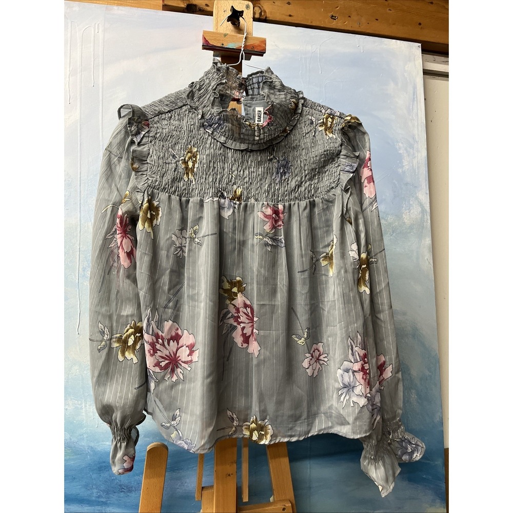 Walter Baker smocked pleated floral shirt top size small newest tags romantic